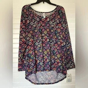 NWT LuLaRoe Geometric Print Multicolored Lynnae Top Long Sleeve T-Shirt Size XL